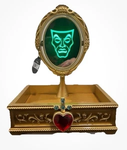 Bath And Body Works Disney Villains Evil Queen Light Up Body Care Tray - Picture 1 of 2