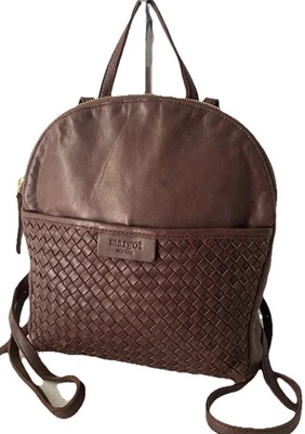 Mochila Cartera Margot Cuero Tejido Marrón Boho Mediana Foto 1 de 4