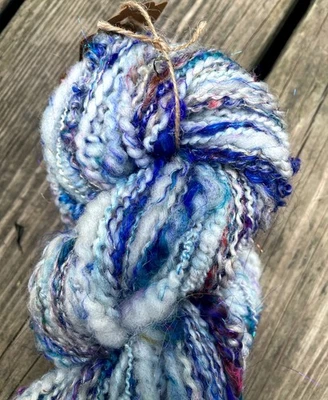 art yarn handspun bulky blue white sparkle thick n thin 2oz 126yds weaving - Image 1 of 4