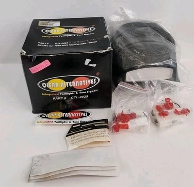 Clear Alternative Taillight Integrated with Turn Signals HONDA 99-01 CBR1100XX Foto 1 de 4