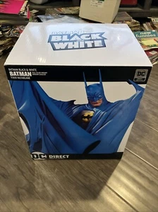 DC Direct Black and White Color Variant Todd McFarlane Batman 423 Statue *New* - Picture 1 of 3