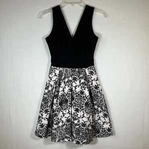 Haute Monde HMD10027 Black/White Sleeveless V-Neck A-line Dress Women Small - Picture 1 of 12