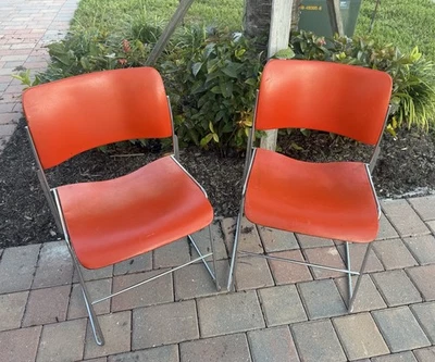 Sillas apilables modernas vintage de mediados de siglo DAVID ROWLAND 40/2 acero naranja Foto 1 de 4