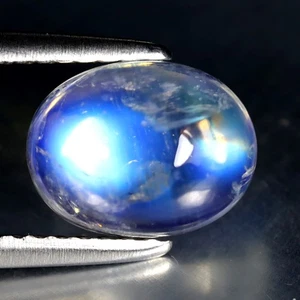 2.33 ct AAA Supreme Oval Cabochon (9 x 7 mm) Natural Rainbow Blue Moonstone - Picture 1 of 1