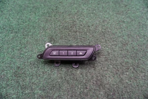 2018 CADILLAC XTS MEMORY SEAT CONTROL PBT30GF OEM - Picture 1 of 9