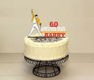 Cake Topper Freddie Mercury Queen Music QUALSIASI COLORE personalizzato PLASTICA - Foto 1 di 5