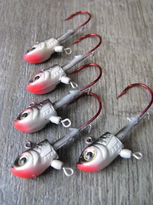 Lote de 10 cabezas de plantilla Mimic Minnow vástagos de sangre blancos y negros TB3 Foto 1 de 4