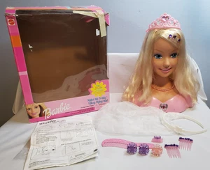 Mattel Barbie Make Me Pretty sprechender Stylingkopf 2001 funktionstüchtig - Bild 1 von 15
