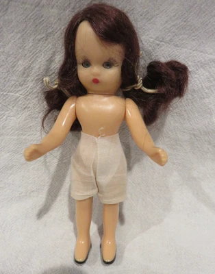 Винтажная кукла Nancy Ann Storybook жесткая пластиковая брюнетка Sleep Eyes - Изображение 1 из 4