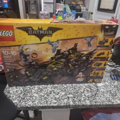 Lego The Ultimate Batimóvil 70917 Super Heroes Minifigura Juego de Construcción Foto 1 de 2