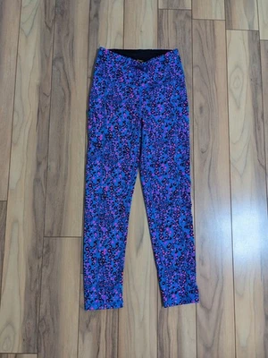 EUC! Lilly Pulitzer Weekender High Rise Legging Blue Flare Growl And Prowl XS - Image 1 of 4