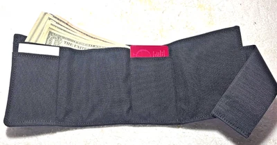 CARTERA TOBILLO NEGRA HECHA A MEDIDA contiene dinero y tarjetas de crédito gancho y bucle adjuntar NUEVO Foto 1 de 4