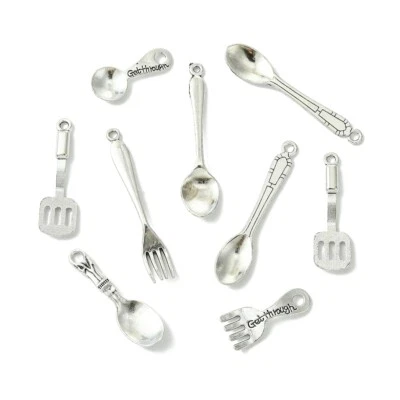 Dijes de metal de aleación tibetana para joyería 70 piezas de plata antigua Foto 1 de 4