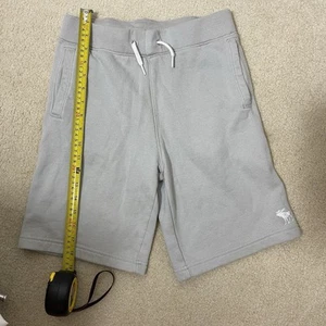 Abercrombie Kids Boys Gray Fleece Shorts Size 11/12 Soft Logo Pocket - Picture 1 of 6