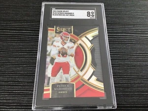 Panini Select 2023 troquelado negro/rojo Prizm Patrick Mahomes #140 SGC 8 - Imagen 1 de 3
