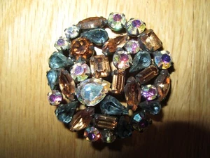 CL/VINTAGE WEISS GROSSE PIN/ZINKEN/2,25" UM/SELTEN UND SCHÖN/BOREALIS! - Bild 1 von 3