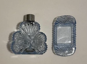 Antiker blauer Press-/Schliffglas Parfüm Flakon & passendes Pin Tablett 1940er Ära - Bild 1 von 1