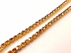 2M x SS12 Diamante Cristallo Base Oro Catena Cucito Passamaneria Abbellimenti - Foto 1 di 1