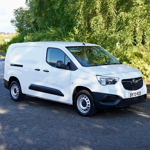 73 2023 Vauxhall Combo Prime 2300 1.5 100 Diesel 5 Seat Crew Van White L2H1 LWB - Picture 1 of 19