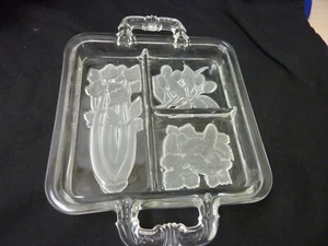 VINTAGE GLASS DIVIDED VEGETABLE DISH CLEAR ETCHED VEGETABLES  SERVING - Picture 1 of 5