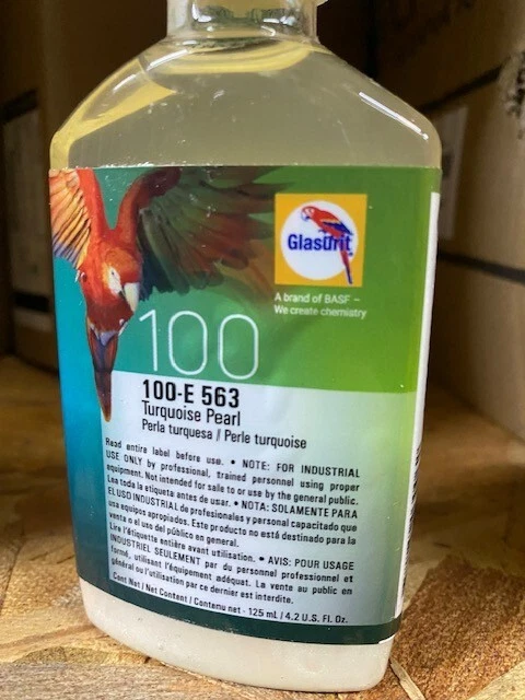 Glasurit 100-E-563, Turquesa Perla, 0,5 L / 16,9 oz, CADUCIDAD 15/03/2025 Foto 1 de 1