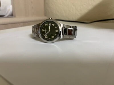 DKNY  NY-1049 Men's 50 Meter Stainless Steel date 3 green dial Watch - Image 1 of 4