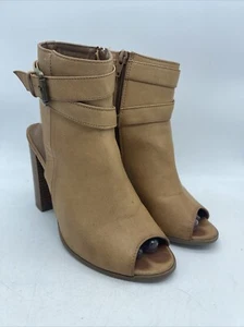 CHARLOTTE RUSSE Tan Chunky Heel Side Zip Peep Toe Booties Women's Size 8 - Picture 1 of 9