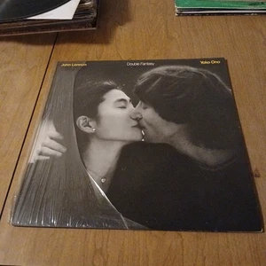 VTG 1980 JOHN LENNON YOKO ONO DOUBLE FANTASY VINYL LP POP ROCK RECORD NM LYRICS - Picture 1 of 6