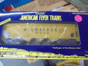 American Flyer 6-48630 Milwaukee Road Three Bay Covered Hopper -NIB - Picture 1 of 1