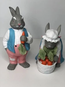 Department 56 Grandma Grandpa Bunny Rabbit Carrots Garden Anthropomorphic 1988 - Picture 1 of 4