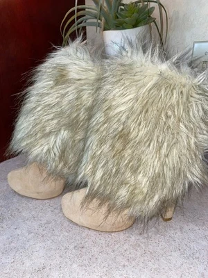 Colin Stuart Removable Faux Fur Ankle Booties Sz 7 - Image 1 of 4