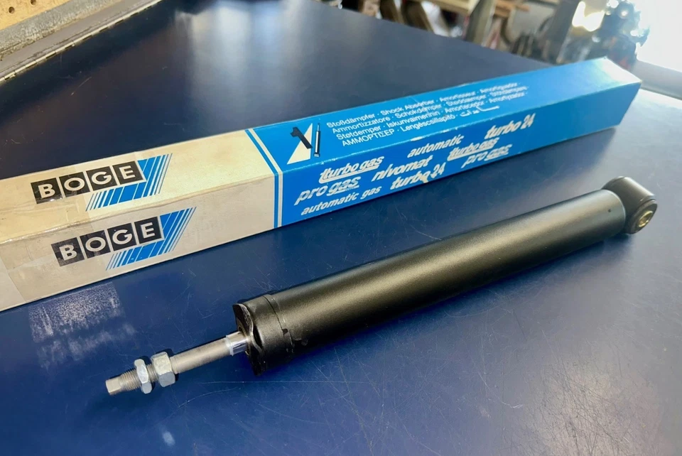 Amortiguador trasero automático Boge - #27-168-0 - Se adapta a BMW 325ix 1988-1991 Foto 1 de 1