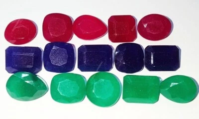 15 Pcs 139.82 Cts Genuine Emerald, Ruby, Blue sapphire Mix Shape Certified Gems - Image 1 of 4