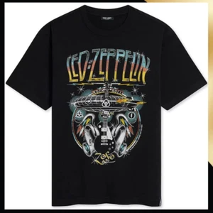 Camiseta DAVIE JONES Negra Gráfica Grande, Tela Estampada Buena Calidad - Imagen 1 de 4