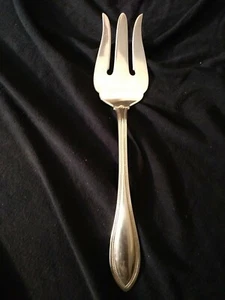Oneida SILVER ARBOR Silverplate Flatware Serving Fork Canada - Picture 1 of 6