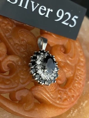 Colgante de racimo de plata y cubitz y cadena de plata fina Foto 1 de 4