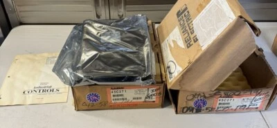 Novo módulo de expansão de memória Reliance ASEA BROWN BOVERI 45C-271/45C271 16k - Imagem 1 de 2