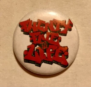 TWENTY FIVE TA LIFE PIN RARE SPELLING OF TWENTY IN THE PIN CLASSIC LOGO FONT - Picture 1 of 2