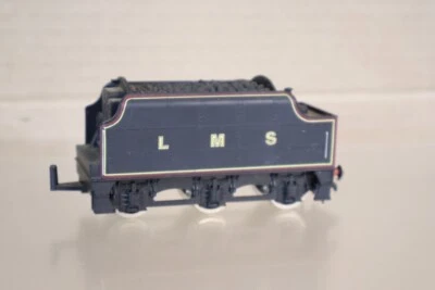 MAINLINE 37-056 TENDER for LMS 4-6-0 REBUILT SCOT LOCO 6115 SCOTS GUARDSMAN of - Image 1 of 4