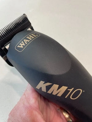 Wahl Profesional Cuidado de Animales KM10+ Cortapelos para Mascotas con Cable + Peine #4 Foto 1 de 4