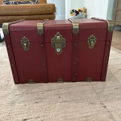 American Girl Doll Collection KIT’S  dresser TRUNK Burgundy RED 2000 Retired - Image 1 of 4