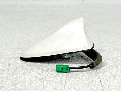 ⭐2014-2020 INFINITI Q50 Q60 TETO TRASEIRO SUPERIOR BARBATANA DE TUBARÃO TAMPA DE ANTENA FABRICANTE DE EQUIPAMENTO ORIGINAL LOTE 2592 - Imagem 1 de 4