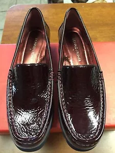 Mocassino donna DONALD J PLINER Merlot stropicciato vernice perle taglia 6 nuovo con scatola - Foto 1 di 6
