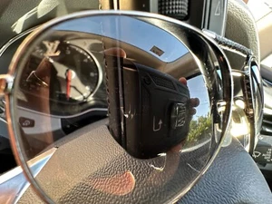 louis vuitton sunglasses men with gold frame - Picture 1 of 8