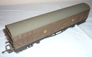 MAINLINE OO GAUGE GWR BOGIE PARCELS VAN SIPHON H 1437 937324 - Picture 1 of 2