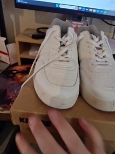 KELME, Zapatillas Blancas, UK TALLA 6, Excelente Estado - Imagen 1 de 5