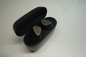 Jabra Connect 5t True Wireless In-Ear Bluetooth Earbuds Titanium Black - Picture 1 of 7