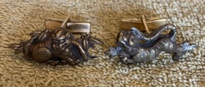 Menuki tigre giapponese epoca Edo - coppia accessori spada, vintage montati come gemelli - Foto 1 di 11