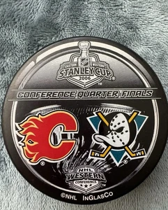 2006 Western Conference Quarterfinals Ducks/Flames NHL Stanley Cup Playoffs Puck - Picture 1 of 3