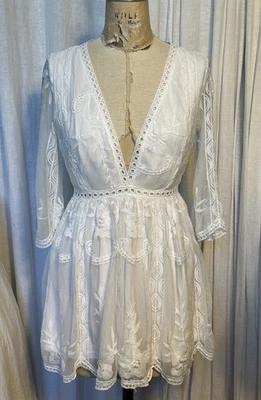 Túnica/mini vestido feminino branco renda fit flare manga 1/2 tamanho P usado  - Imagem 1 de 4